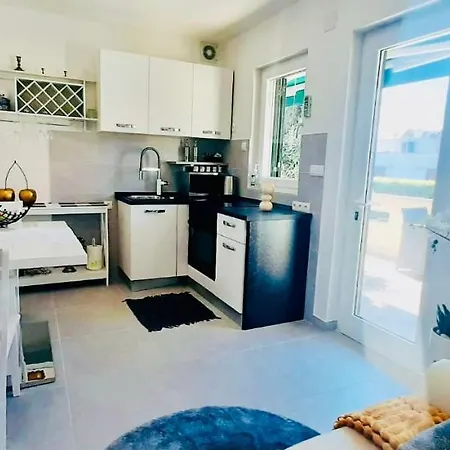 Apartment Evamar, Island Krk Punat