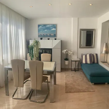 Evamar, Island Krk شقة