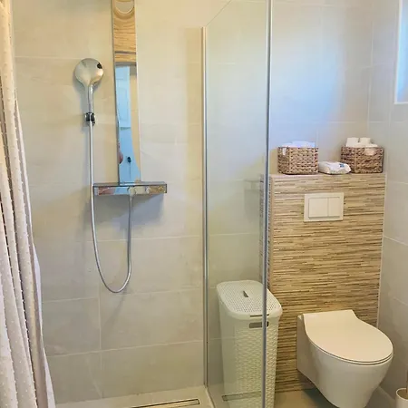 Evamar, Island Krk شقة بونات
