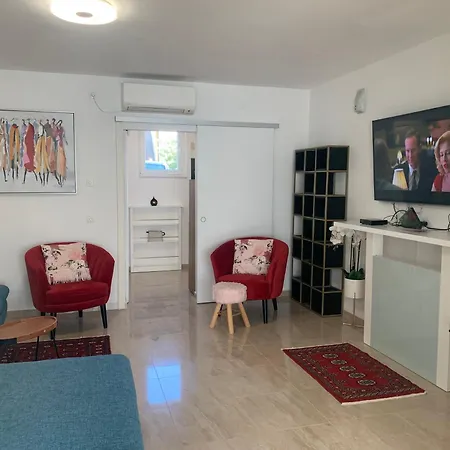 Evamar, Island Krk بونات
