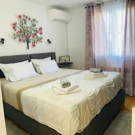 Evamar, Island Krk شقة بونات