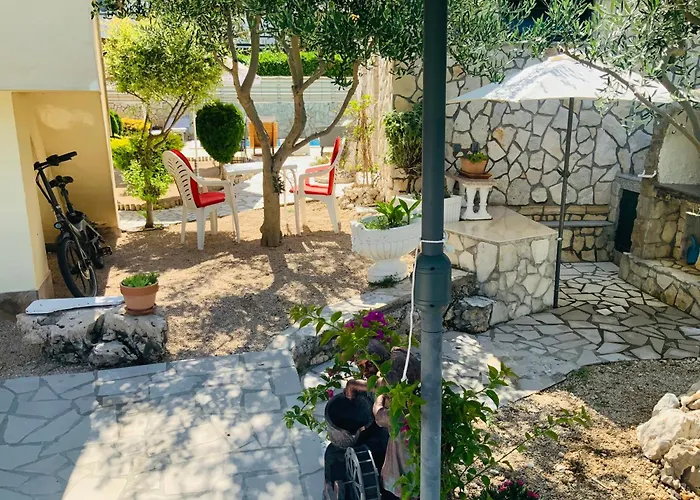Evamar, Island Krk